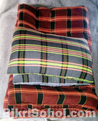 ব‍্যবহার ১টি তোষক + ২টি বালিশ ৮৫০ টাকা।